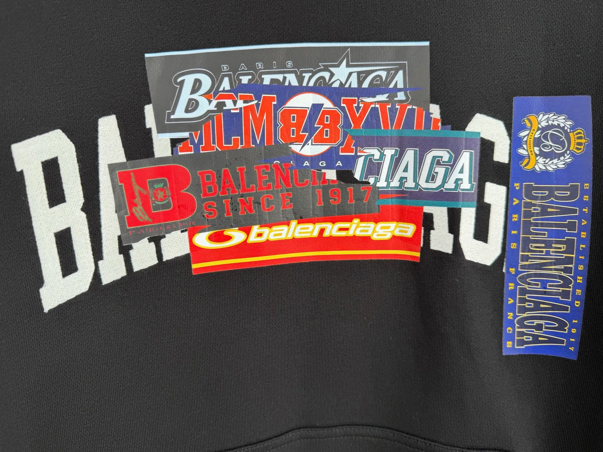 BALENCIAGA / Bumper Stickers Classic Bumper Stickers Retro Retro 1919 PARIS Retro 1: 2: Balenciaga 3: : 1:1 BLCG ： Size： S M L XL